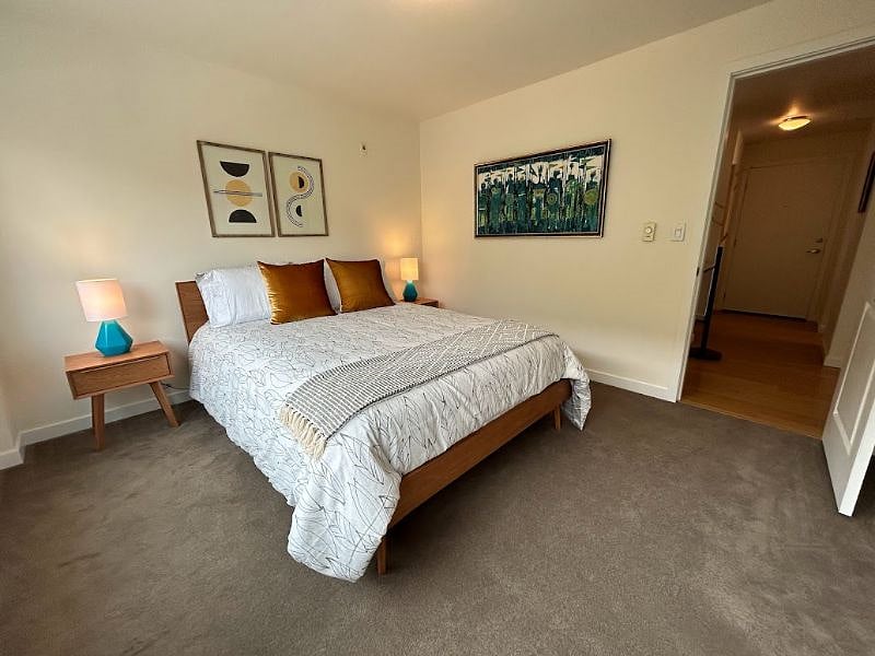 Furnished Finder property 584413_1 photo 18