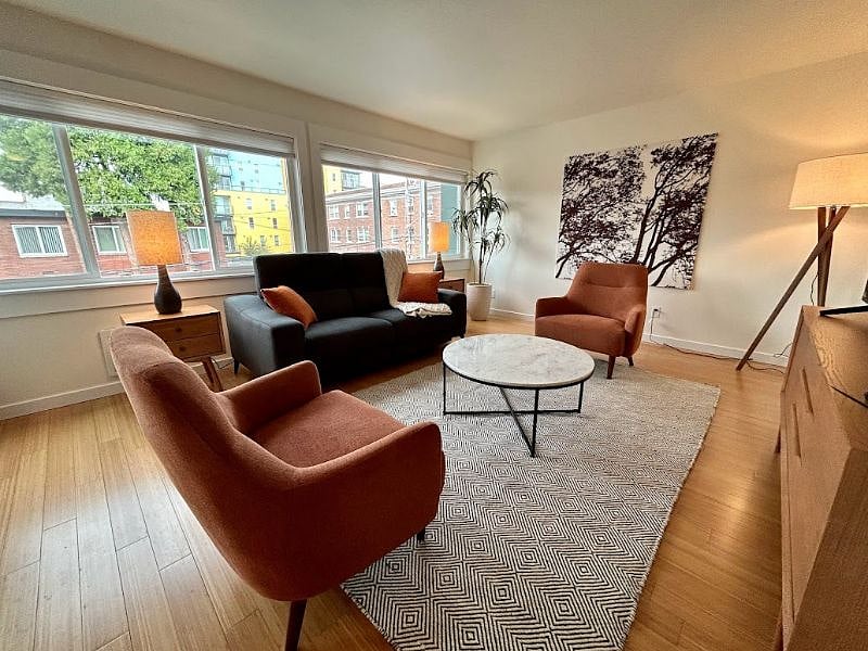 Furnished Finder property 584413_1 photo 12