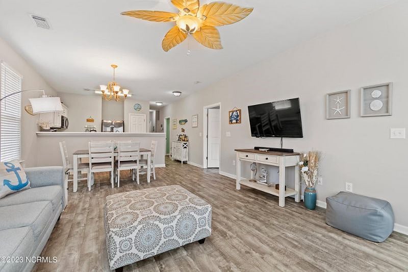 Furnished Finder property 584464_1 photo 8