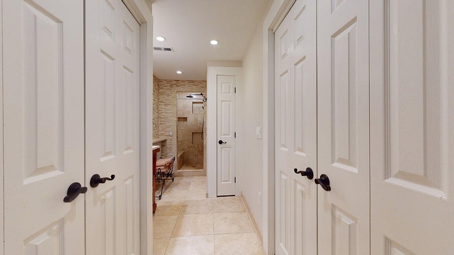 Furnished Finder property 584490_1 photo 25