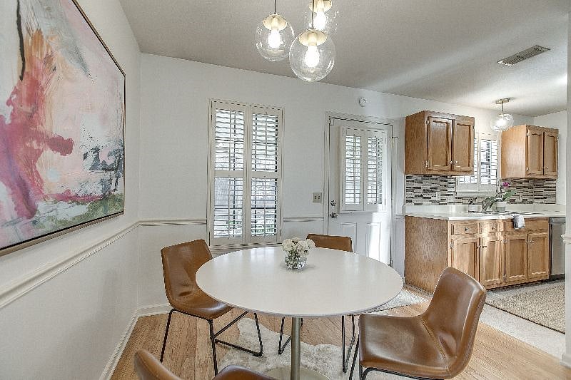 Furnished Finder property 584588_1 photo 9
