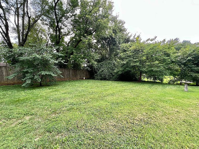 Furnished Finder property 584588_1 photo 28