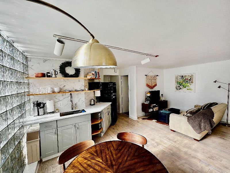 Furnished Finder property 584589_1 photo 1