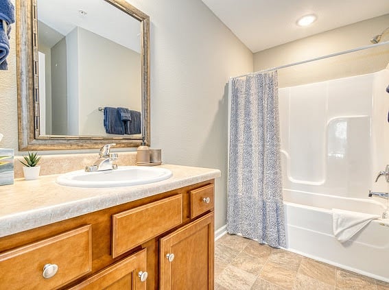 Furnished Finder property 584602_1 photo 17