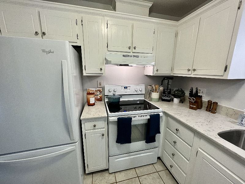 Furnished Finder property 584612_1 photo 11