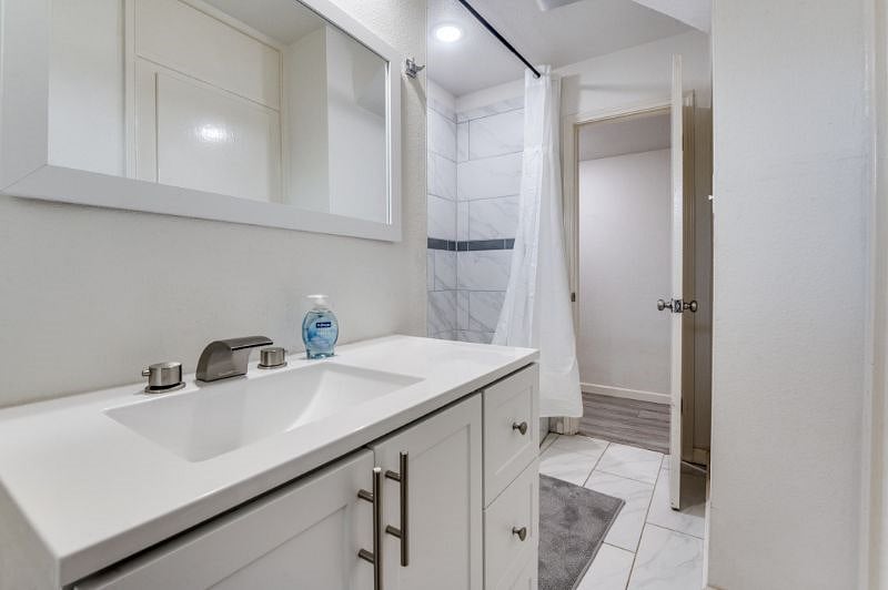 Furnished Finder property 584648_1 photo 11