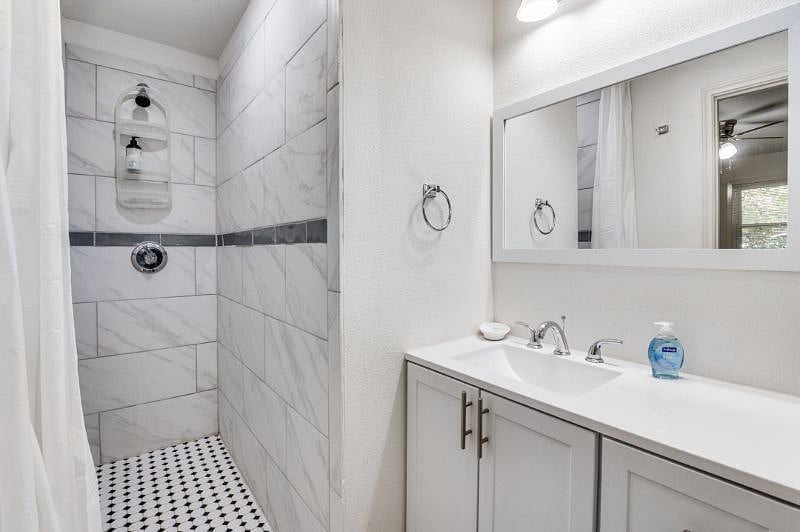 Furnished Finder property 584648_1 photo 3