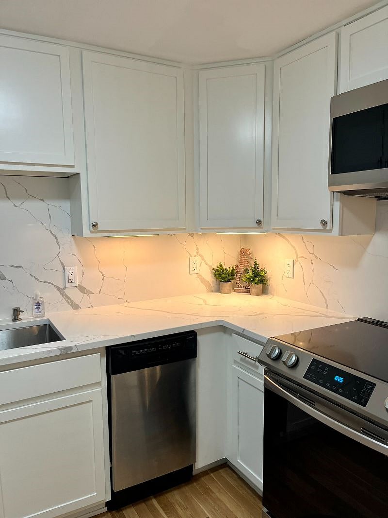 Furnished Finder property 584655_1 photo 12