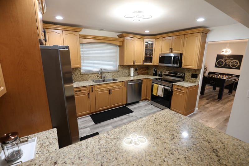 Furnished Finder property 584665_1 photo 9