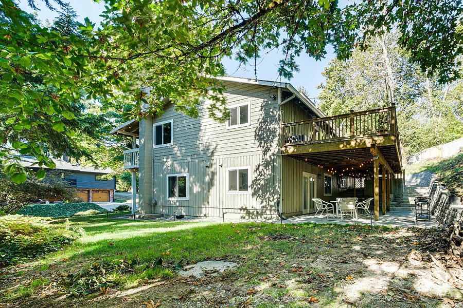 Side Yard and Downstairs Patio, Grill available for those after work cookouts.