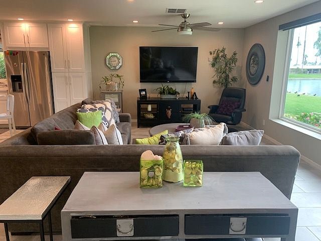 Furnished Finder property 584698_1 photo 6