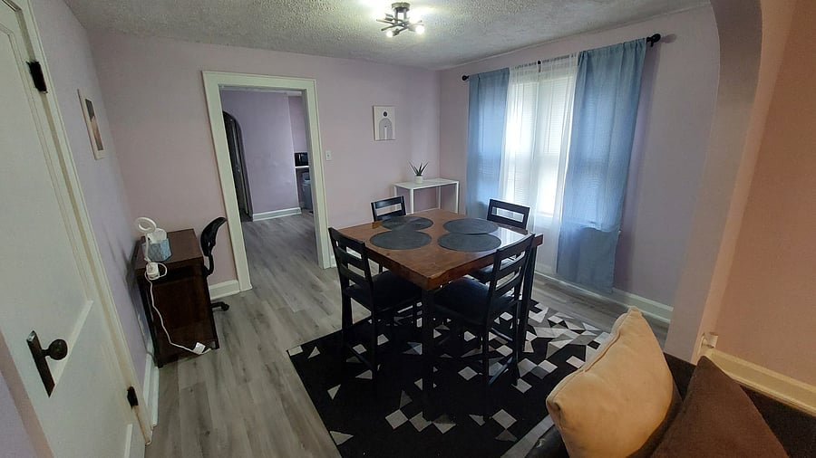 Furnished Finder property 584710_1 photo 4