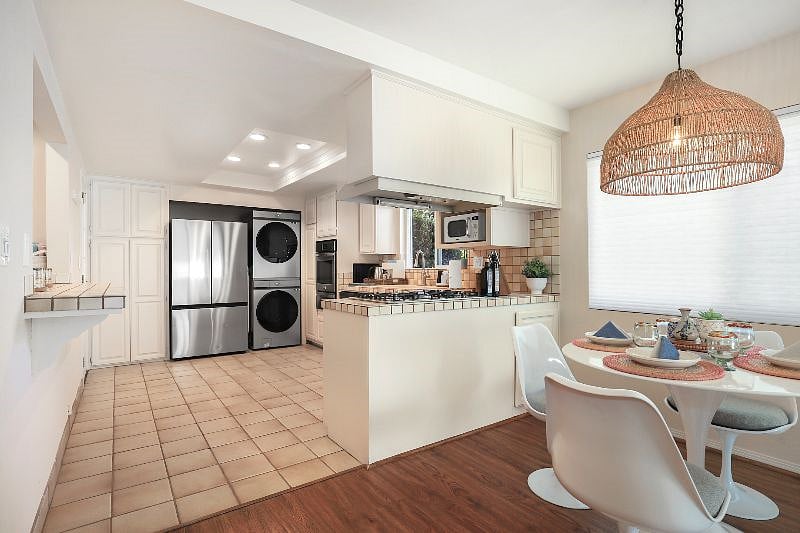 Furnished Finder property 584723_1 photo 7