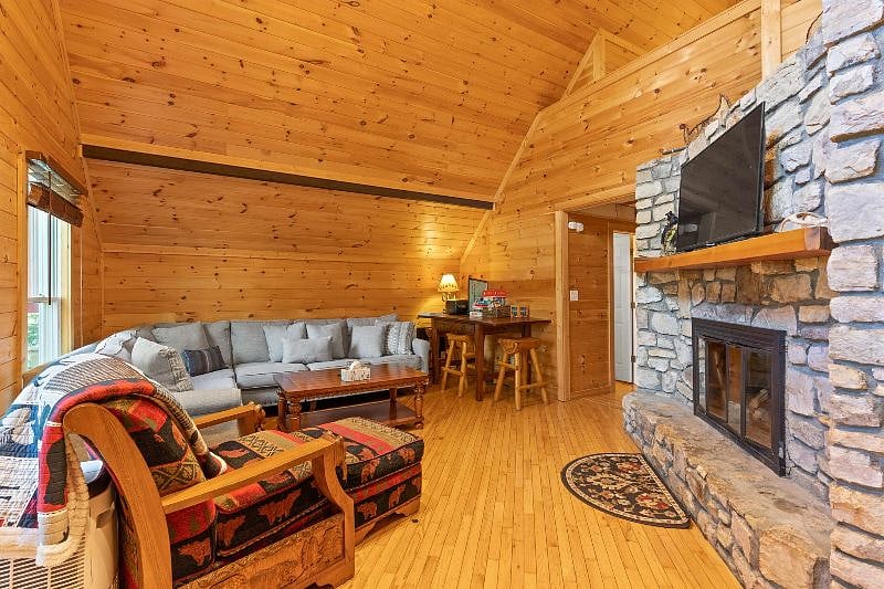 Furnished Finder property 584732_1 photo 10