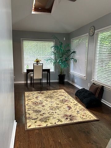 Furnished Finder property 584754_1 photo 4