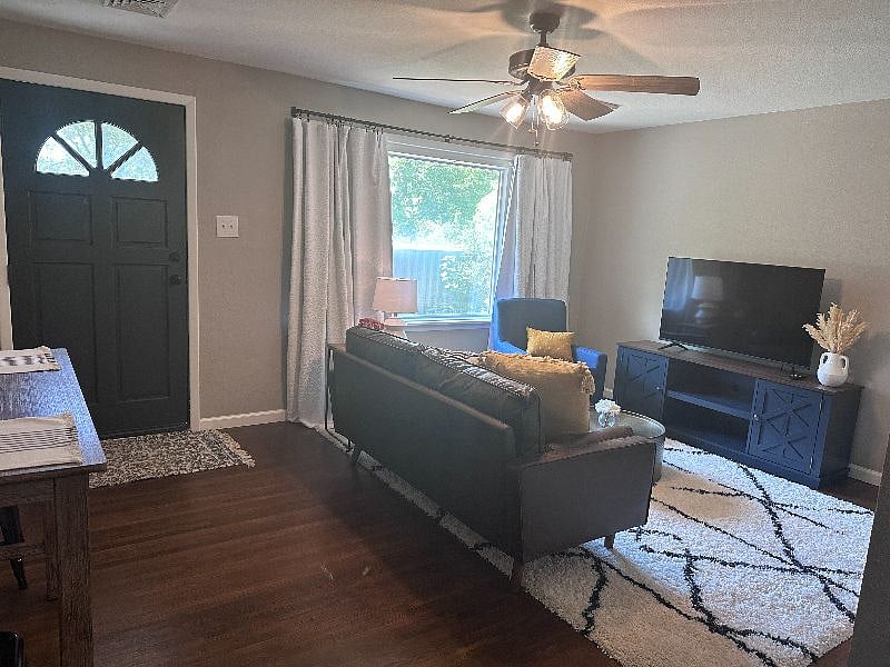 Furnished Finder property 584772_1 photo 4