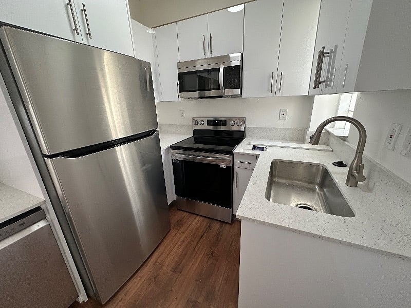 Furnished Finder property 584779_1 photo 3