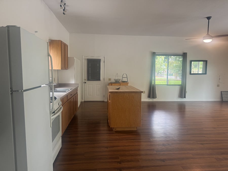 Furnished Finder property 584780_1 photo 7