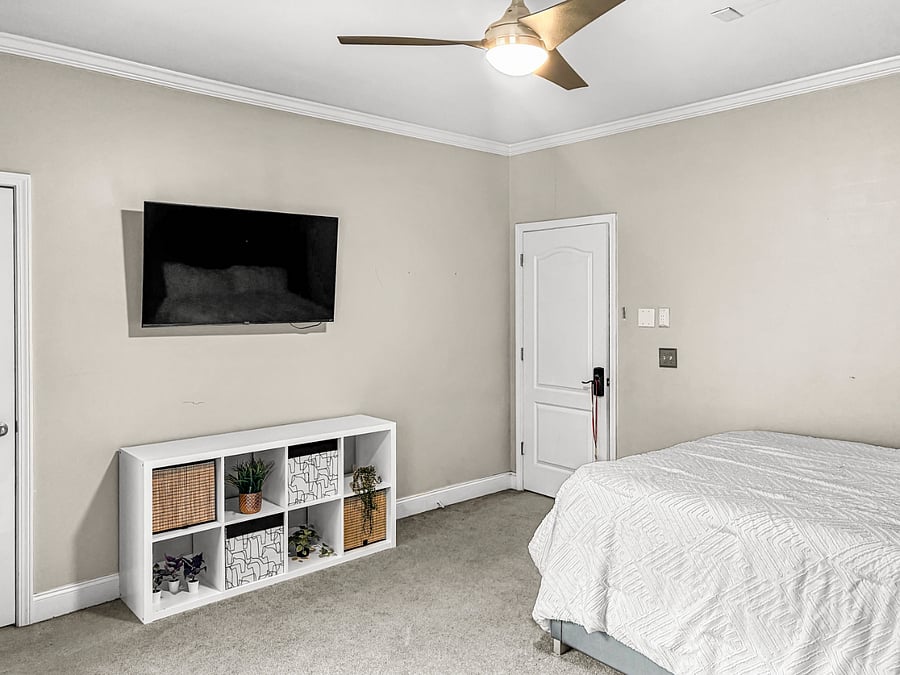 3rd Floor - Suite B (ensuite)