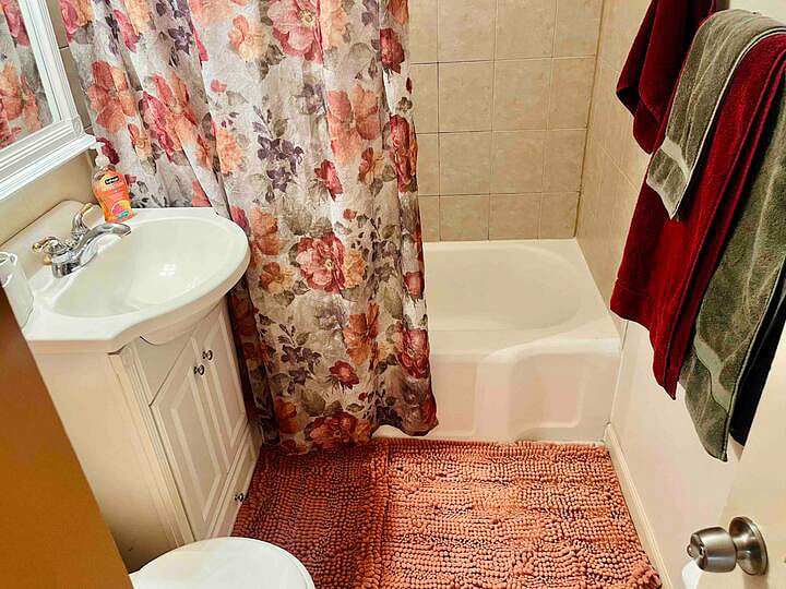 Furnished Finder property 584810_1 photo 5