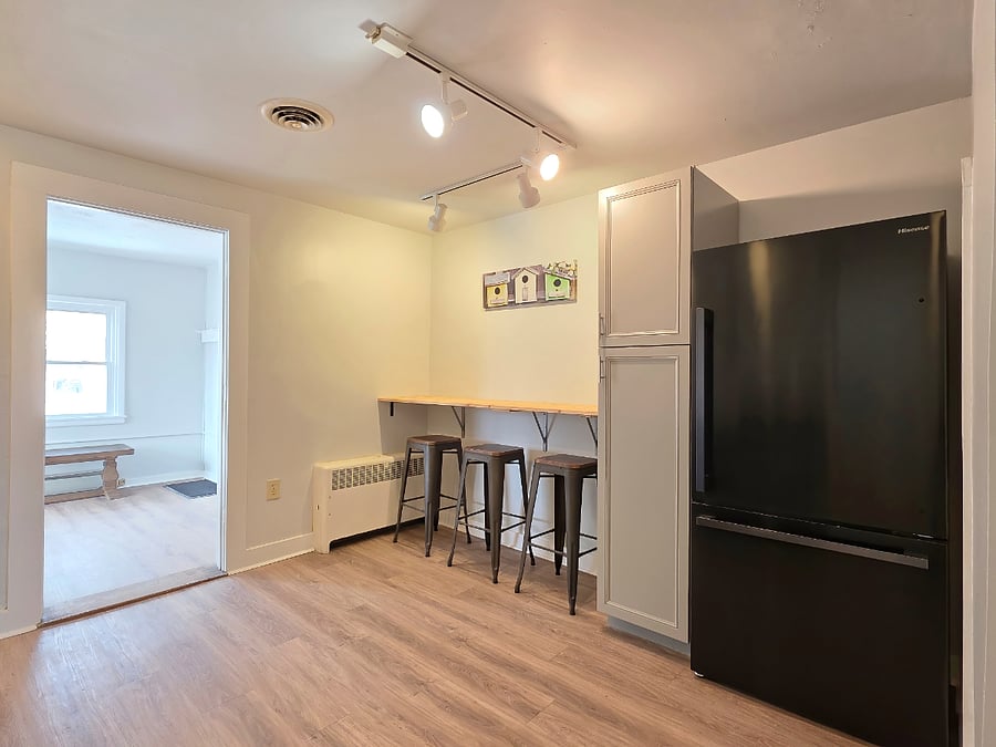 Furnished Finder property 584870_1 photo 3