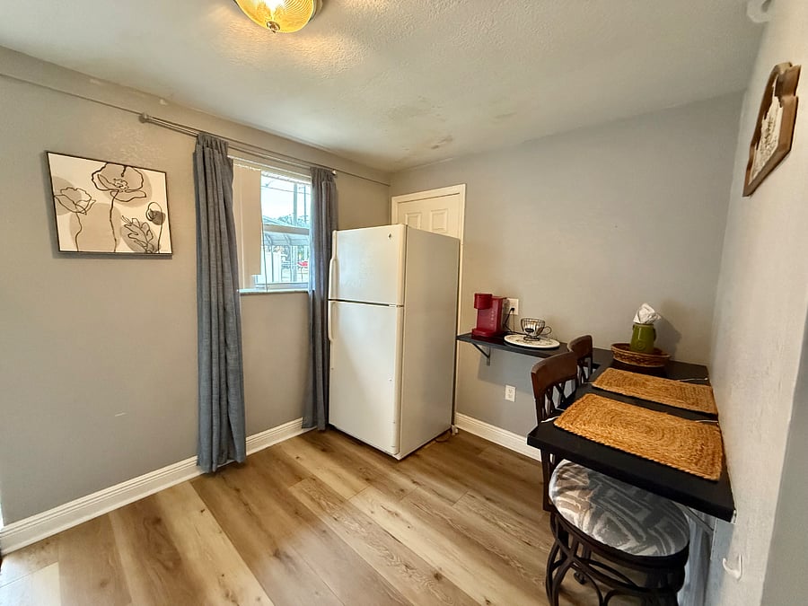 Furnished Finder property 584873_1 photo 8