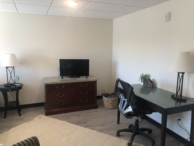 Furnished Finder property 584881_1 photo 3