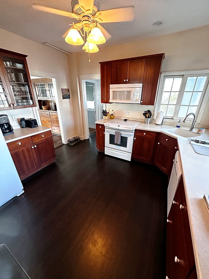 Furnished Finder property 584890_1 photo 7