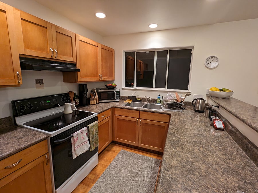 Furnished Finder property 584911_1 photo 6