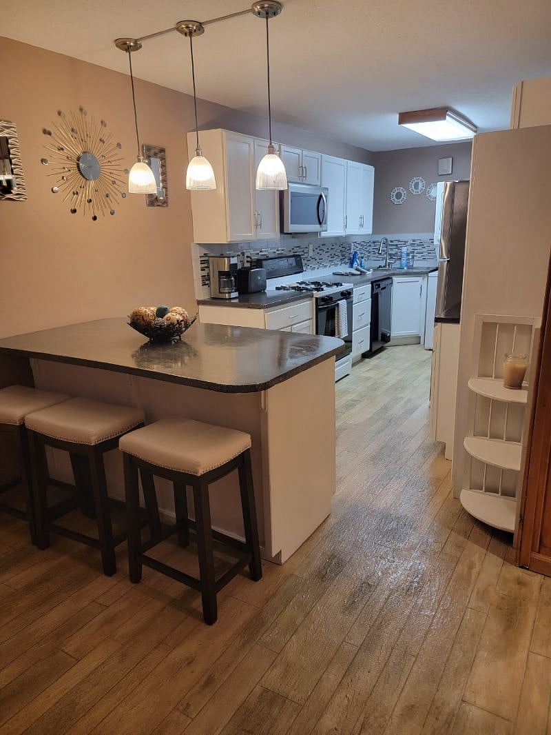 Furnished Finder property 584953_1 photo 12
