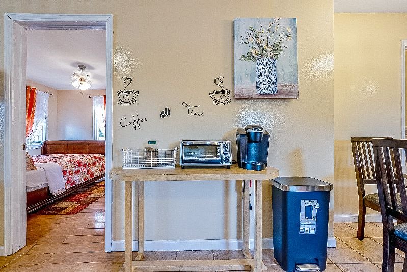 Furnished Finder property 584979_1 photo 16