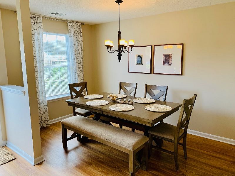 Furnished Finder property 585020_1 photo 4