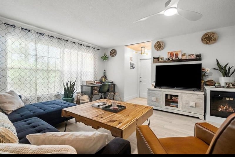 Furnished Finder property 585037_1 photo 5
