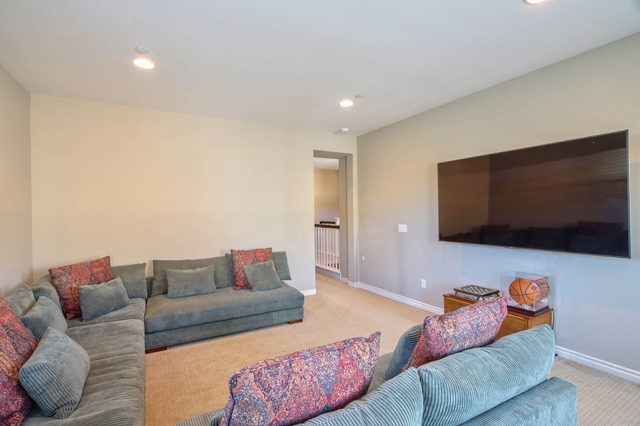 Furnished Finder property 585051_3 photo 4