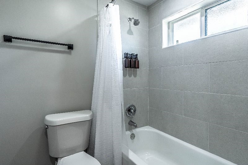 Furnished Finder property 585055_1 photo 7