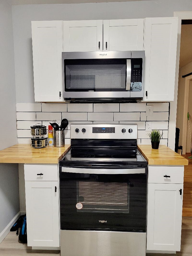 Furnished Finder property 585102_1 photo 3