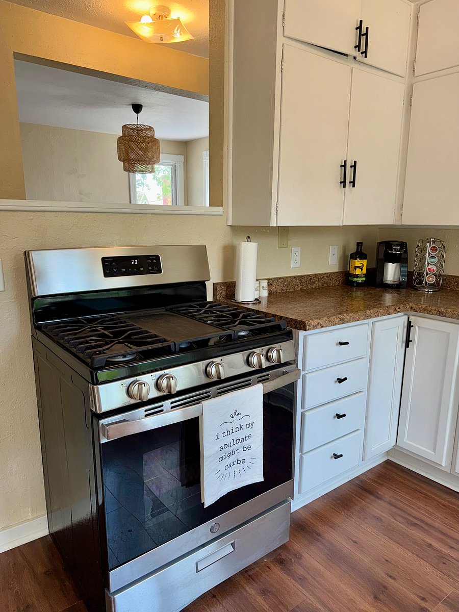 Furnished Finder property 585125_1 photo 15