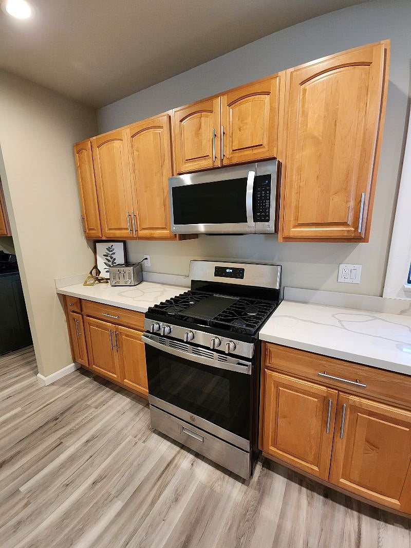 Furnished Finder property 585150_1 photo 10