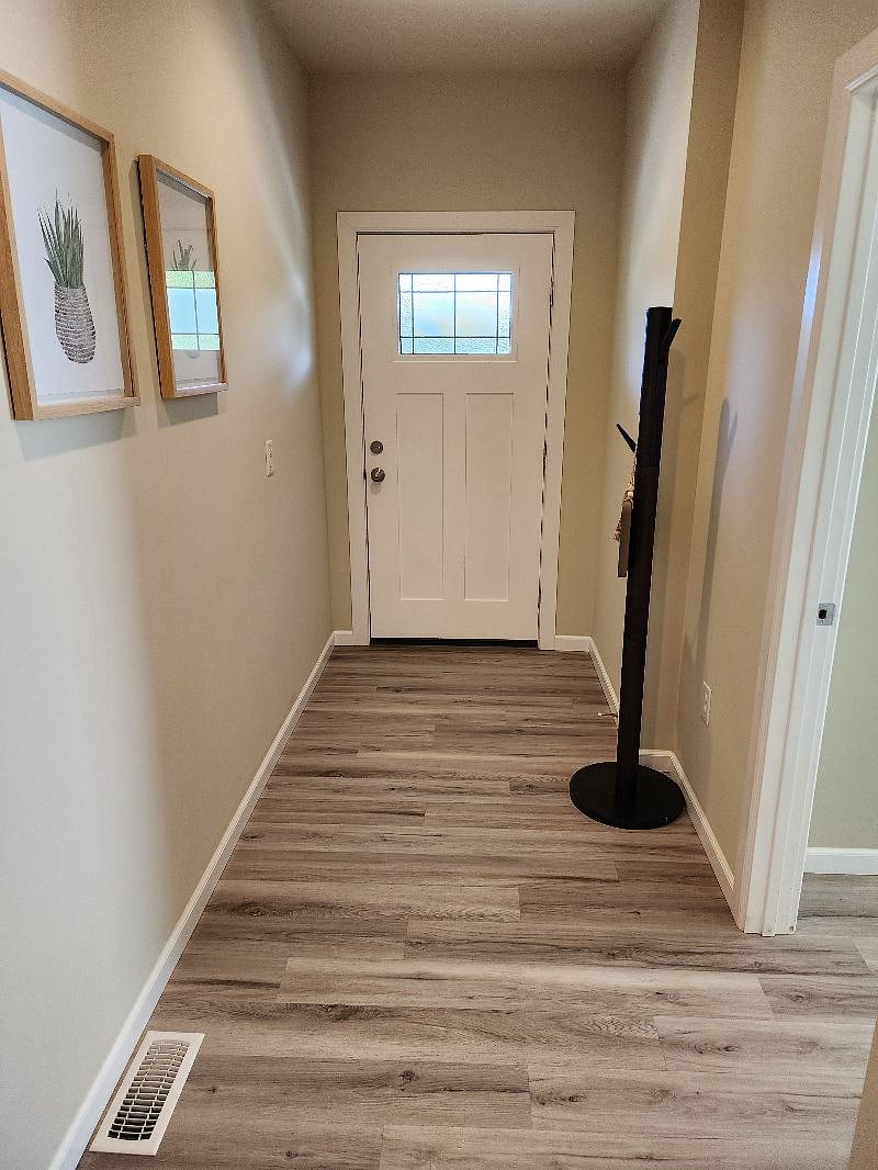 Furnished Finder property 585150_1 photo 28