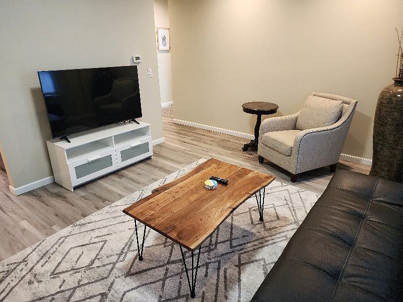 Furnished Finder property 585150_1 photo 30