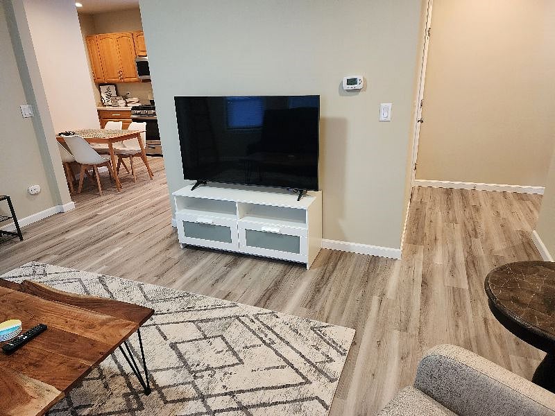Furnished Finder property 585150_1 photo 3