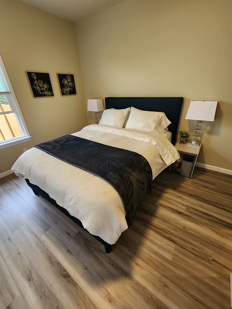 Furnished Finder property 585150_1 photo 25