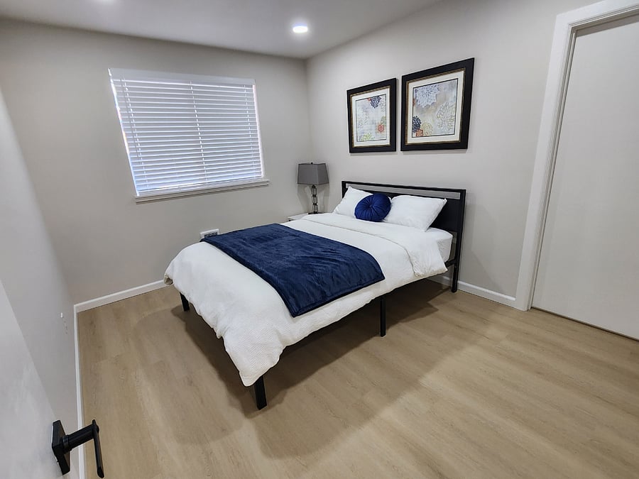 Furnished Finder property 585150_2 photo 17