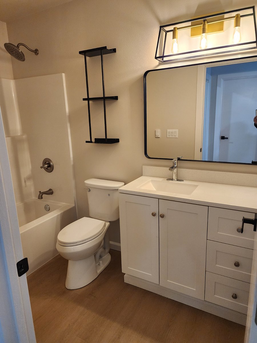 Furnished Finder property 585150_2 photo 22