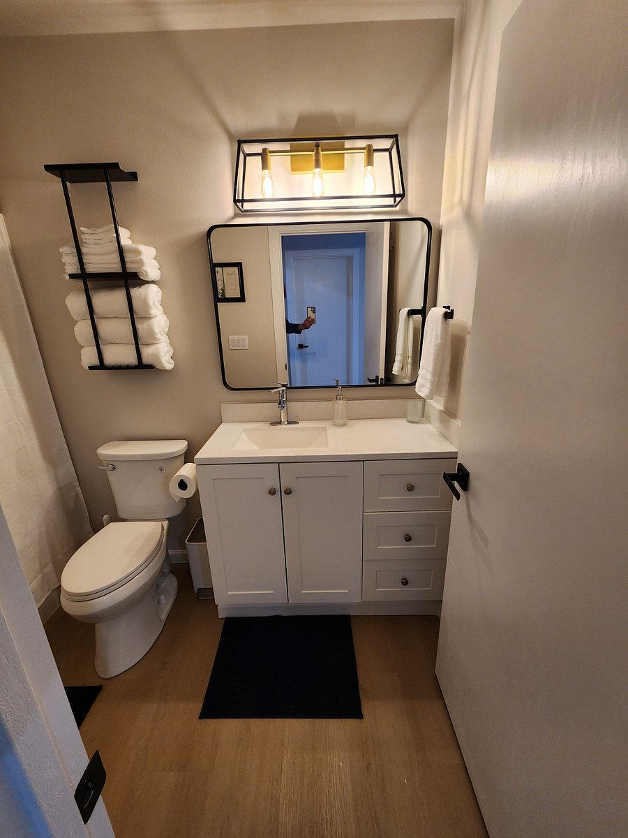 Furnished Finder property 585150_2 photo 21