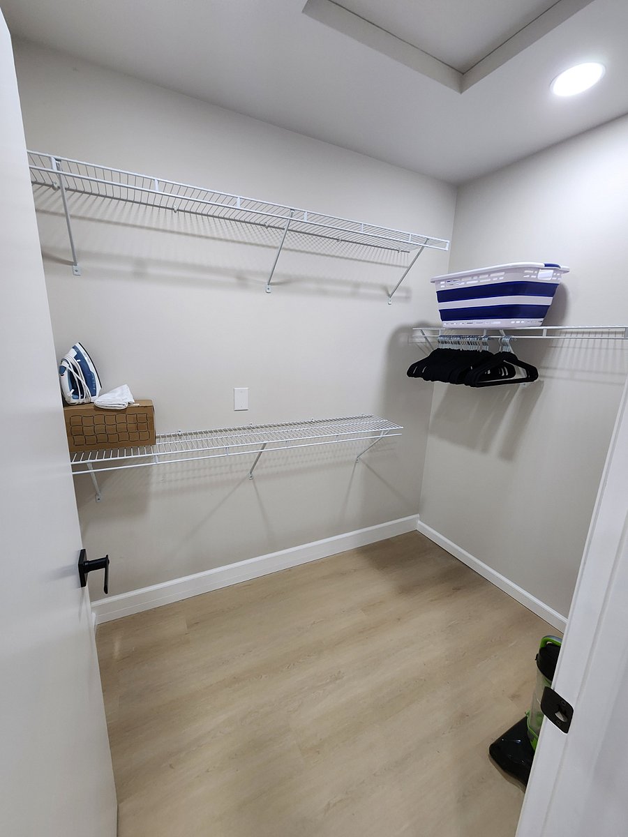 Furnished Finder property 585150_2 photo 15