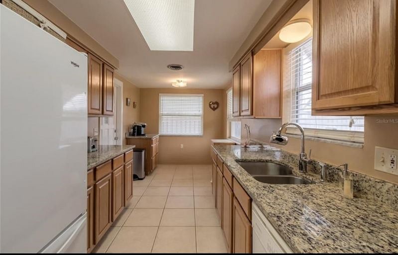 Furnished Finder property 585159_1 photo 12