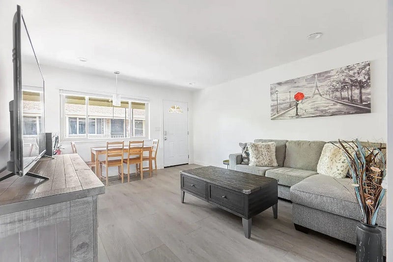 Furnished Finder property 585165_1 photo 2