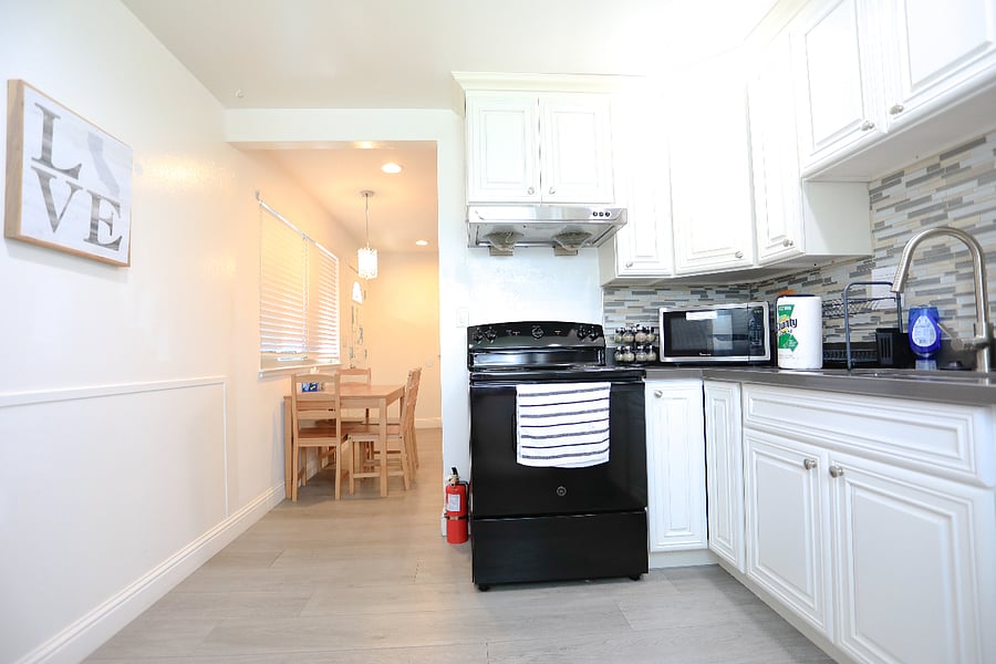 Furnished Finder property 585165_1 photo 20