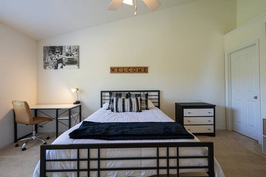 Furnished Finder property 585176_1 photo 6